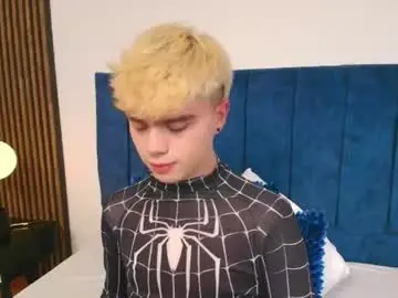 Chaturbate Best live sex cam show of ianstone_