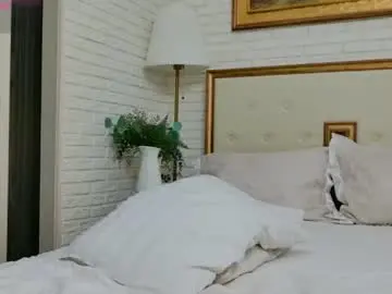 Chaturbate Watch Live Sex Cams of lilithvyre