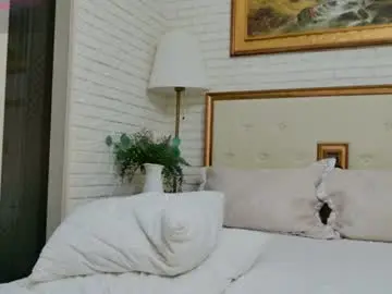 Chaturbate Live Sex Cam of lilithvyre
