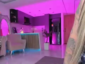 Chaturbate Watch Live Sex Cams of luxyshy