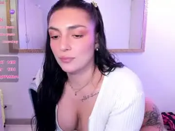 Chaturbate Live Sex Cam of _ericavanderhill_