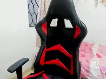 Chaturbate Live Sex Cam of dulce_lan18