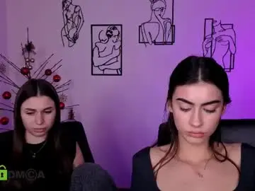 Chaturbate Watch Live Sex Cams of flora_ri