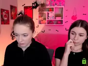 Chaturbate Private Sex Chat of flora_ri