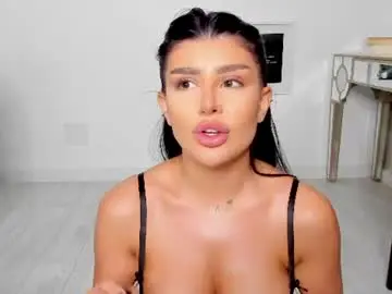 Chaturbate Best live sex cam show of moniqueeass