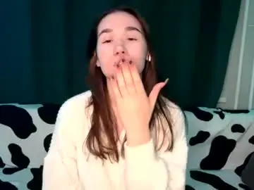 Chaturbate Free Live Porn of lessiemccoyle