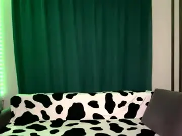 Chaturbate Nude Webcam of lessiemccoyle