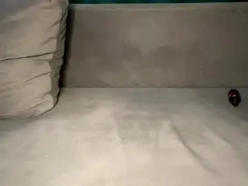 Chaturbate Nude Webcam of lessiemccoyle
