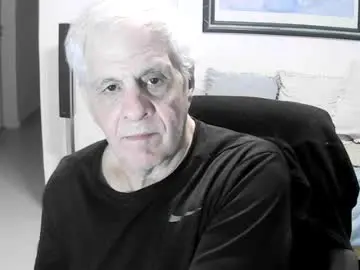 Chaturbate Sex Cam of max_2017