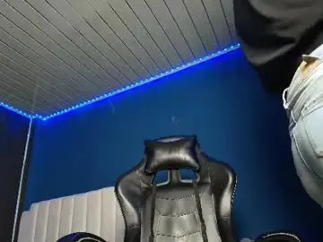 Chaturbate Sex Cam of naughtyhotsquirt