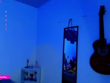 Chaturbate Watch Live Sex Cams of nicorobinn