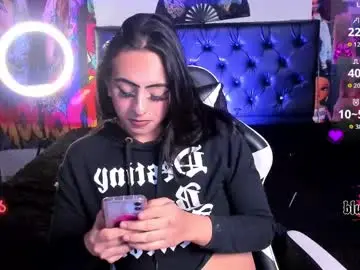 Chaturbate Watch Live Sex Cams of skyler__blue4