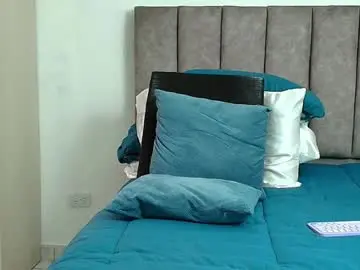 Chaturbate Watch Live Sex Cams of bunny_swtt