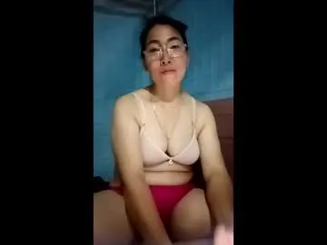 Chaturbate Free Porn Cam of mickye00