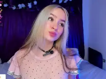 Chaturbate Free Porn Cam of shairaclark_