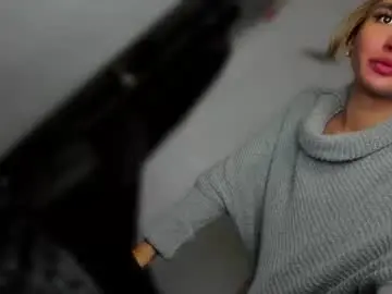 Chaturbate Sex Chat of transnextdoor_