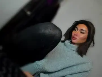 Chaturbate Sex Cam of transnextdoor_