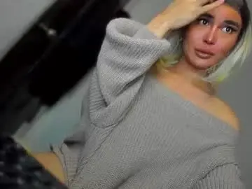 Chaturbate Sex Chat of transnextdoor_