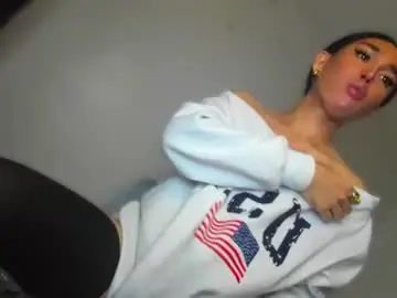 Chaturbate Free Porn Cam of transnextdoor_