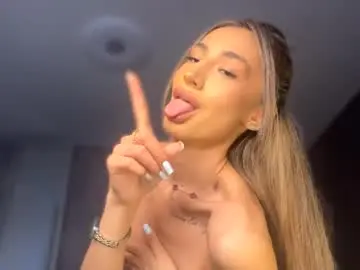 Chaturbate Adult Video Chat of alissadreams