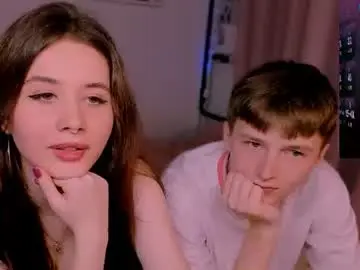 Chaturbate Watch Live Sex Cams of coddleweeper