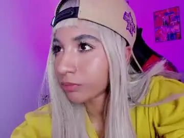 Chaturbate Watch Live Sex Cams of emily_bruss