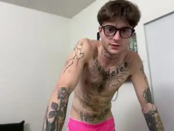 Chaturbate Best live sex cam show of prettyboyszn