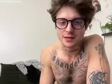 Chaturbate Free Porn Cam of prettyboyszn
