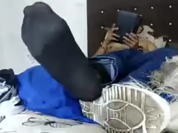 Chaturbate Live Sex Cam of waltherfeet_