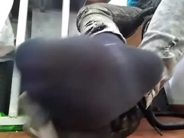 Chaturbate Live Porn of waltherfeet_