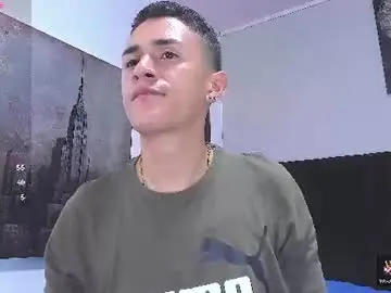 Chaturbate Live Porn of adam_walker_1
