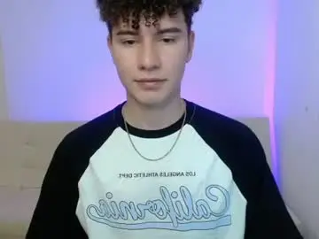 Chaturbate Free Porn Cam of adrian_morelli