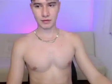 Chaturbate Adult Webcam of adrian_morelli