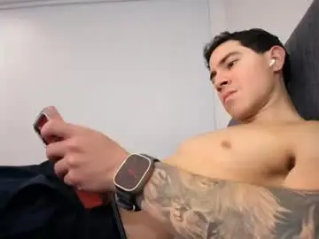Chaturbate Live Sex Cam of andresjuan92