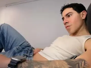 Chaturbate Live Porn of andresjuan92