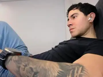 Chaturbate Watch Live Sex Cams of andresjuan92