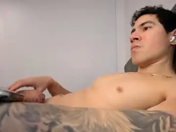 Chaturbate Live Sex of andresjuan92