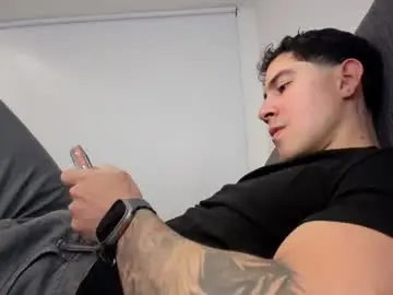 Chaturbate Sex Cam of andresjuan92
