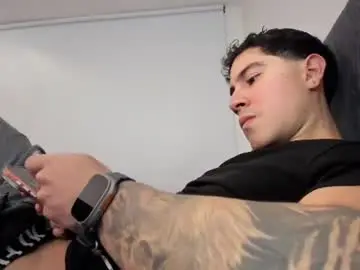 Chaturbate Live Porn of andresjuan92