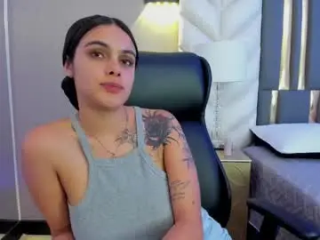 Chaturbate Free Live Porn of chloeharper_