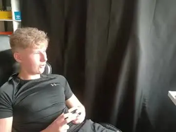 Chaturbate Live Sex of lildyl06