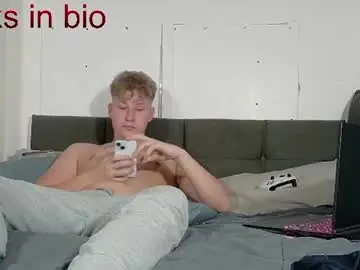 Chaturbate Live Porn of lildyl06