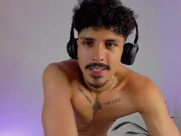 Chaturbate Nude Webcam of lukeetaylor_