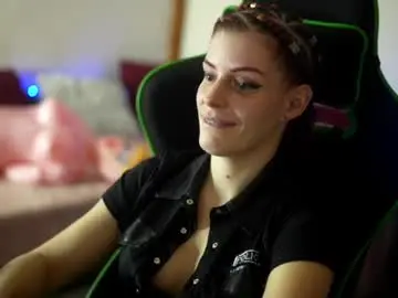 Chaturbate Watch Live Sex Cams of stella_shock