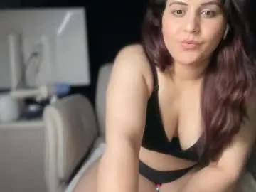 Chaturbate Best Webcam of ema_lov3