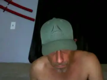 Chaturbate Live Porn of fouraide42