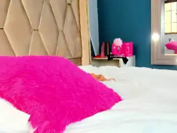 Chaturbate Nude Webcam of sharlottedoll