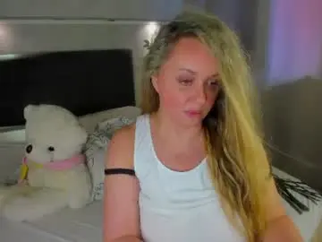 Chaturbate Best live sex cam show of sky_kuper
