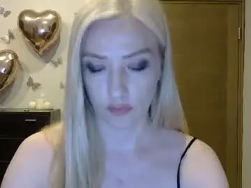 Chaturbate Live Sex Cam of wild_silk_desire