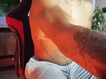 Chaturbate Watch Live Sex Cams of adam_valencia